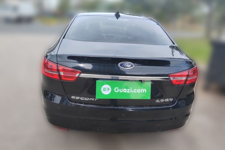 Used Ford Escort 2015 1.5L Automatic Fashion Model