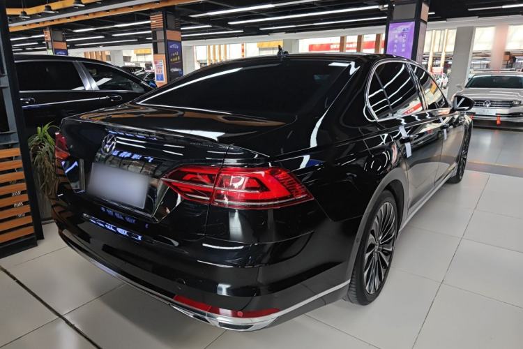 Used Volkswagen Phideon 2021 380TSI Prestige Edition
