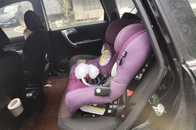 Used Haval H6 2014 Upgraded Model 2.0T Diesel Manual Two-Wheel Drive Urban Version