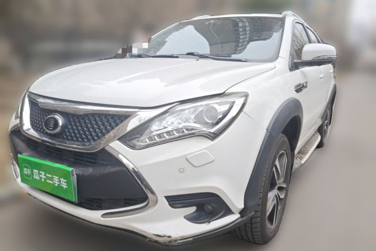 Used BYD Tang New Energy 2015 2.0T Four-Wheel-Drive Flagship Model
