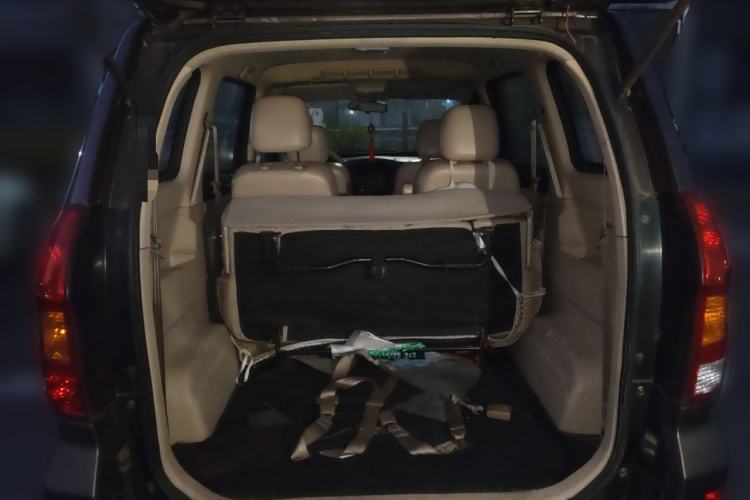 Used Dongfeng Fengon 2013 1.5L Manual Deluxe Model DK15 Trunk