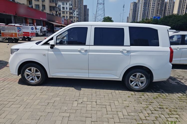 Used Wuling Hongguang PLUS 2020 1.5L Manual Comfort 7-Seater