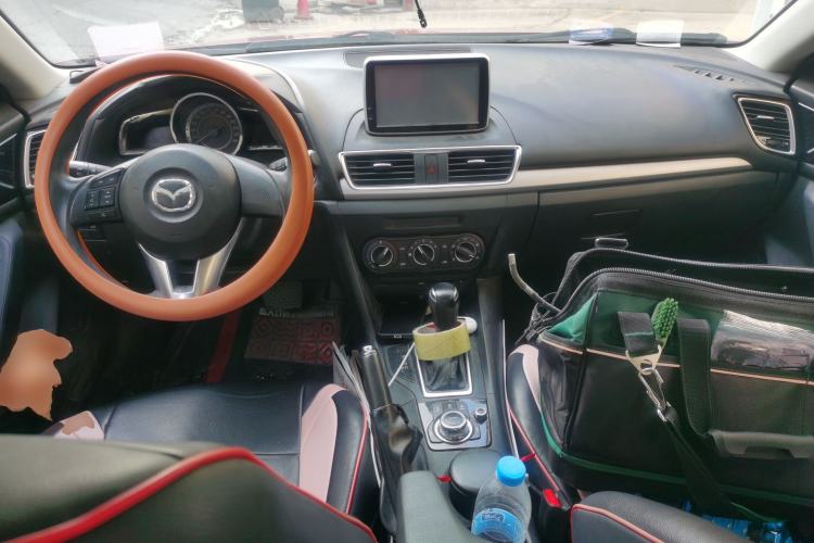 Used Mazda 3 Axela 2016 Sedan 1.5L Automatic Comfort Model