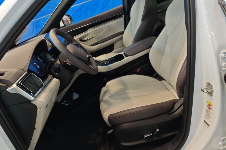 Used BYD Song PLUS New Energy 2025 EV Intelligent Driving Version 520km Premium Model Left Front Seat