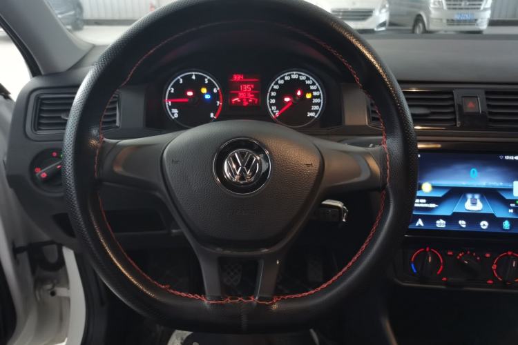 Used Volkswagen Santana 2021 1.5L Manual Fashion Edition Steering Wheel