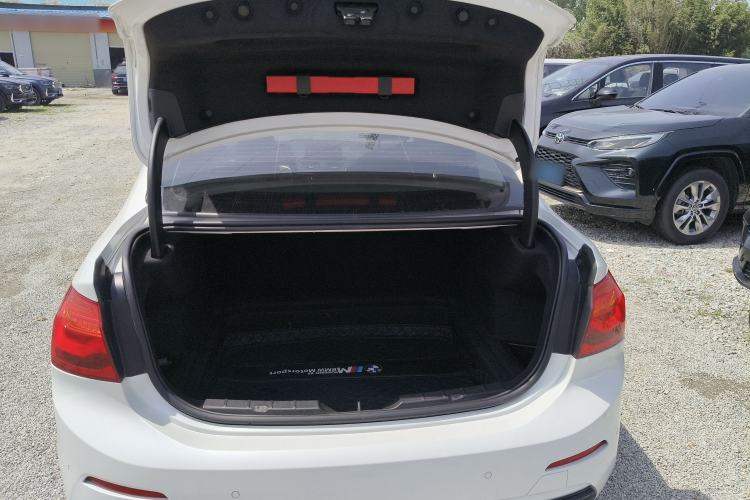 Used BMW 1 Series 2019 118i Fashion Model Trunk