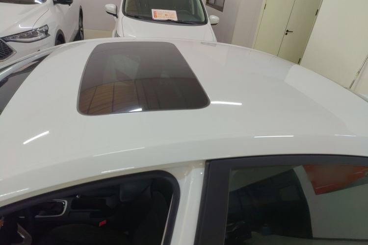 Used Chevrolet Cavalier 2019 320 Automatic Xinyue Edition Roof