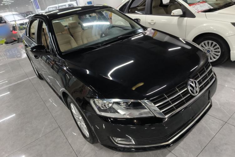 Used Volkswagen Lavida 2013 Restyled Classic 1.6L Automatic Comfort Edition Front Right 45 Deg