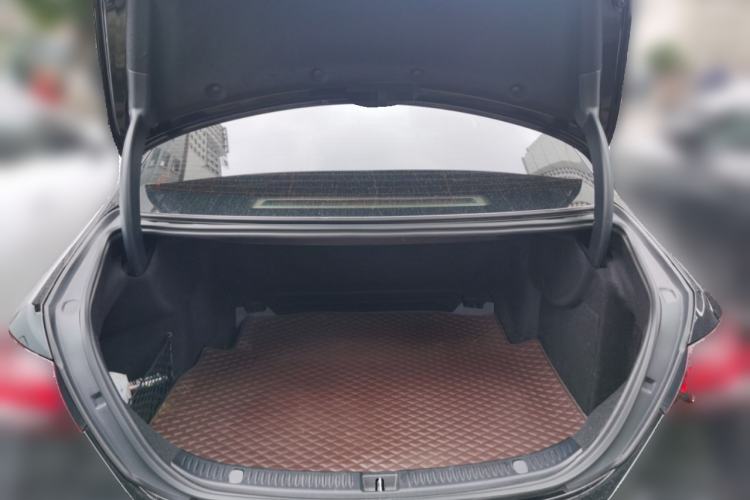 Used Mercedes-Benz E-Class 2022 E 300 L Stylish Model Trunk