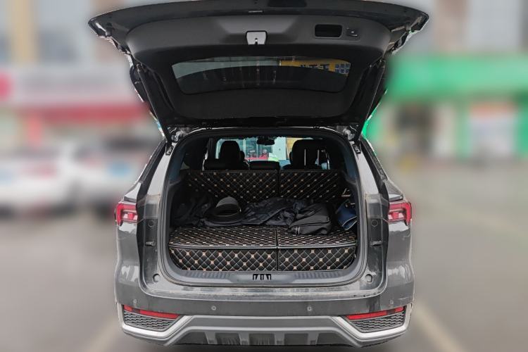 Used Ford Equator Sport 2022 Facelift EcoBoost 170 Prestige Model Trunk