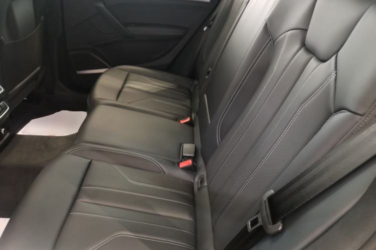 Used Audi Q5L 2025 quattro 45th Anniversary Edition 45 TFSI Luxury Dynamic Model
