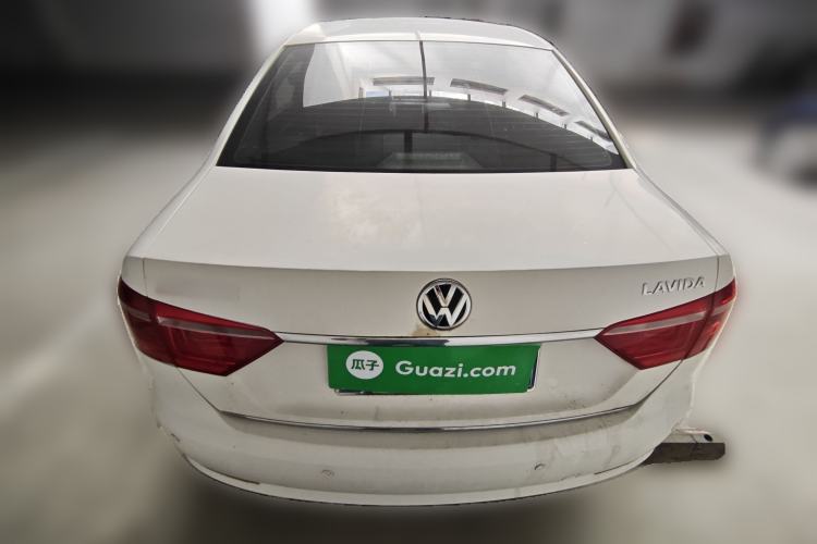 Used Volkswagen Lavida 2013 Restyled Classic 1.6L Automatic Comfort Edition
