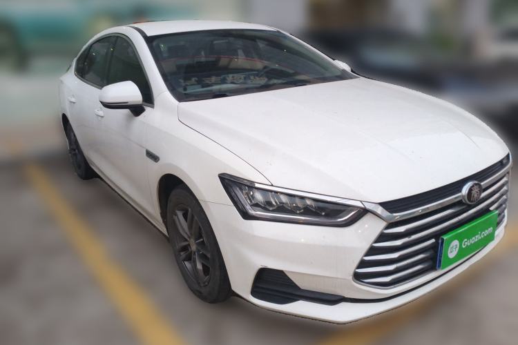 Used BYD Qin Pro 2018 1.5TI Automatic Smart Connect FENGSHANG Model Front Right 45 Deg