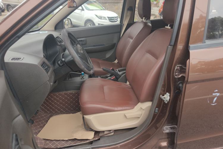 Used Wuling Hongguang 2014 1.5L S Standard Version
