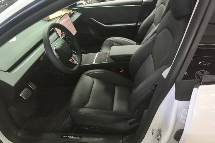 Used Tesla Model 3 2025 Rear-Wheel-Drive Version