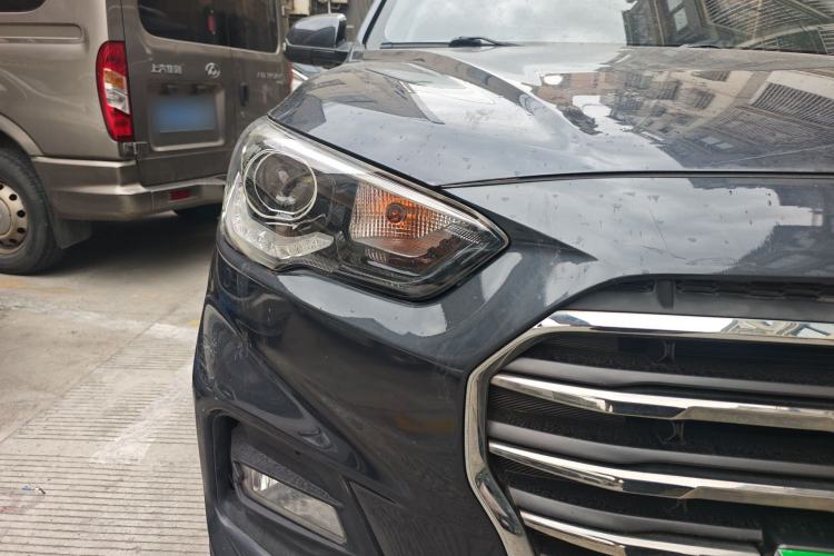 Used Hyundai ix35 2019 2.0L Automatic 2WD Zhiyong·Changxiang Edition China VI Standard Right Front Headlight