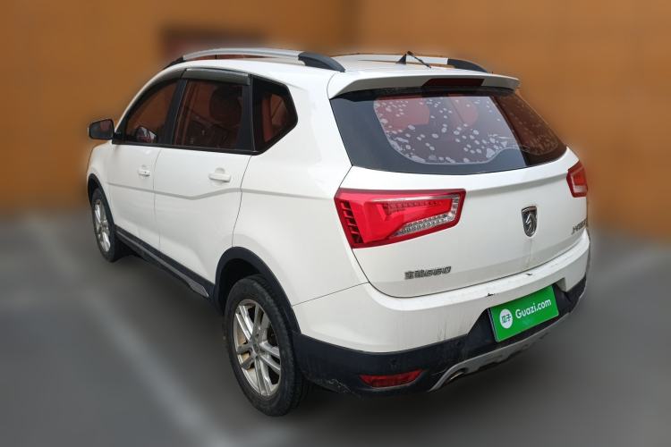Used Baojun 560 2016 1.8L Manual Comfort Edition