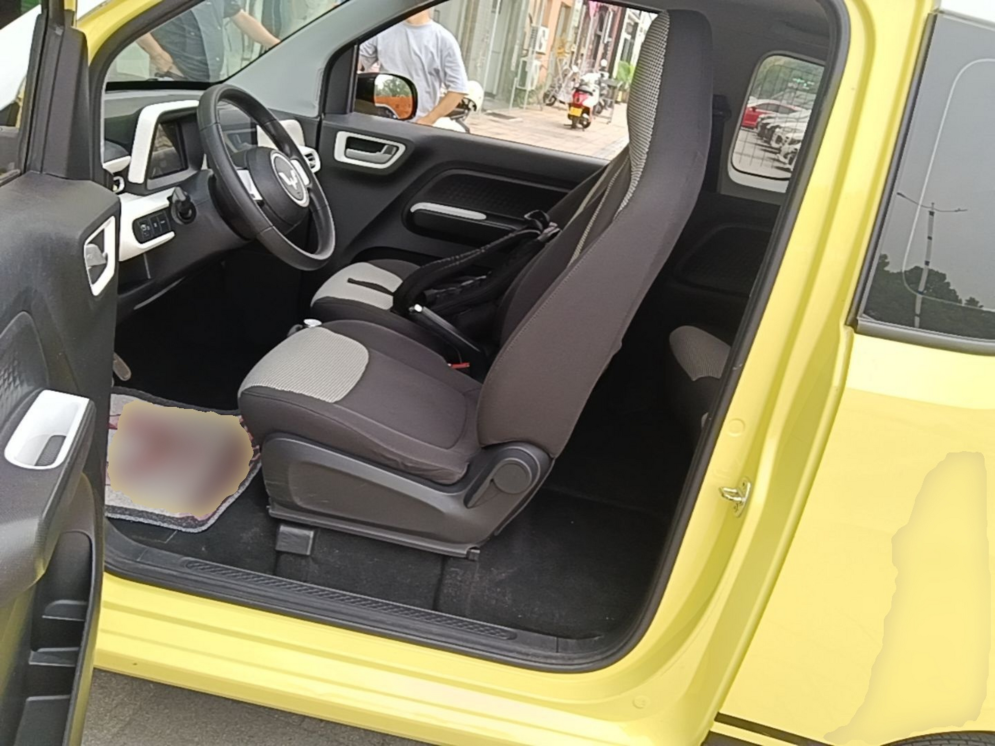 Interior delantero