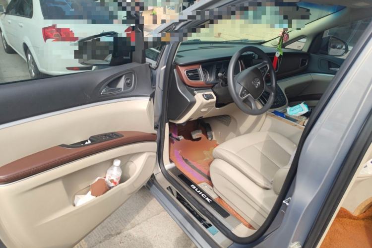 Used Buick GL8 2018 28T Comfort Model China VI Standard Driver Seat