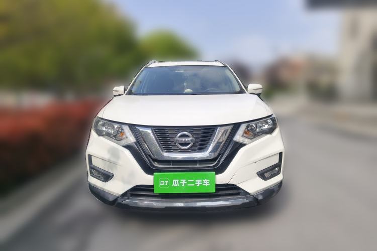 Used Nissan X-Trail 2017 2.5L CVT Leading Edition 4WD Front
