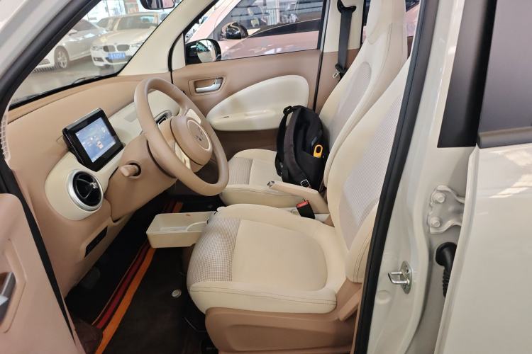 Used Wuling Hongguang MINIEV 2025 Four-Door Version Advanced Edition Left Front Seat