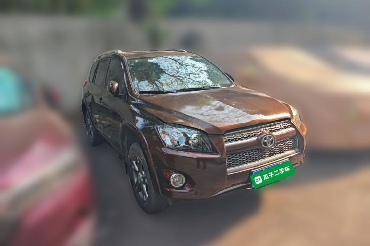 Used Toyota RAV4 2012 Luxurious Edition 2.0L Automatic All-Wheel Drive
