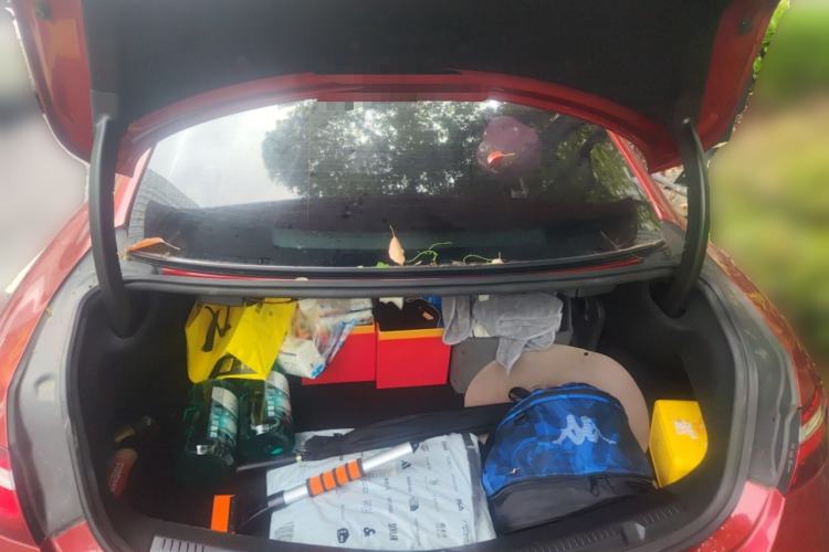 Used Mercedes-Benz E-Class 2019 E 200 Coupe Trunk