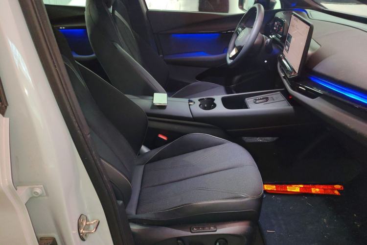 Used Volkswagen ID.UNYX 2024 Pro Long-Range Version