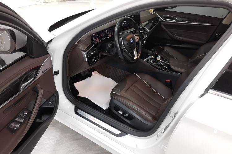 Used BMW 5 Series 2021 Updated Version 525Li Luxury Package Driver Seat