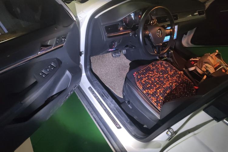 Used Volkswagen C-TREK 2018 230TSI DSG Comfort Model
