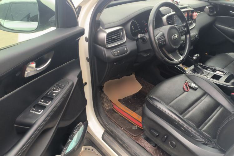 Used Kia Sorento 2015 Sorento L 2.4L Gasoline 4WD Elite Edition 7 Seats China IV Standard
