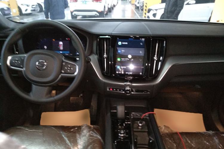Used Volvo XC60 2024 B5 4x4 Smart Luxury Edition