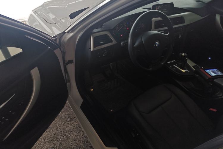 Used BMW 3 Series 2015 320Li Luxury Edition Fashion Model
