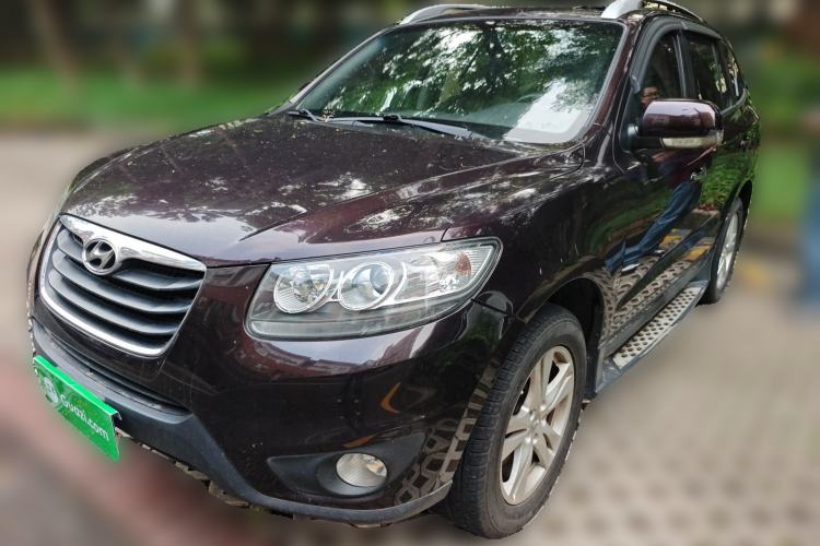 Used Hyundai Santa Fe Classic 2011 2.4 Comfort Edition 7-Seater Two-Wheel Drive