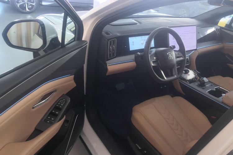 Used BYD Song L DM-i 2025 Intelligent Driving Version 160 km Beyond-Range Type
