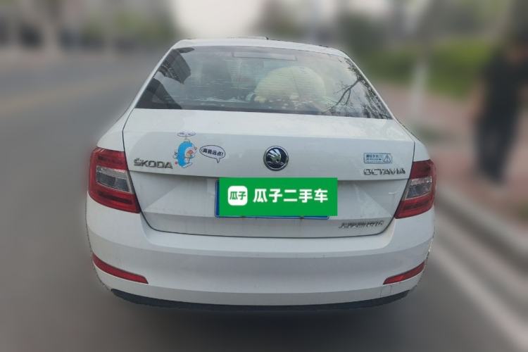 Used Skoda Octavia 2017 Classic Model 1.6L Automatic Standard Edition Rear