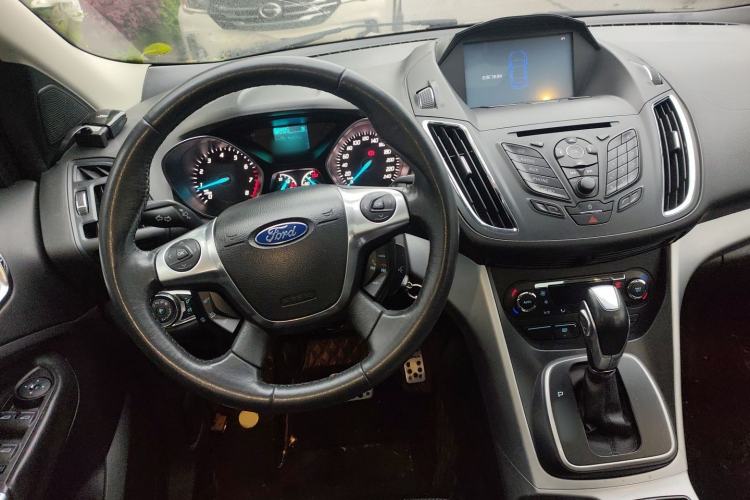 Used Ford Kuga 2013 1.6L GTDi Two-Wheel-Drive Trend Model Steering Wheel