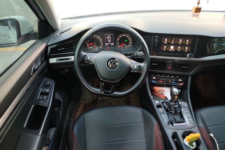 Used Volkswagen Bora 2021 1.5L Automatic Elite Smart Connect Edition Steering Wheel