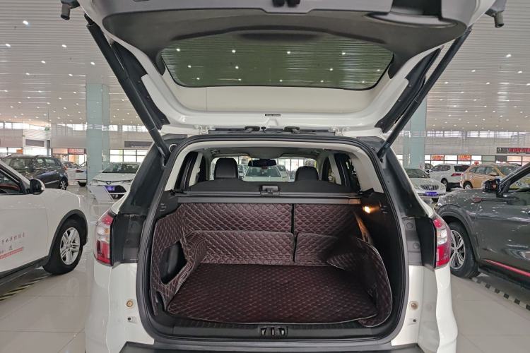 Used Ford Kuga 2017 EcoBoost 180 Two-Wheel-Drive Luxury Wing Edition
