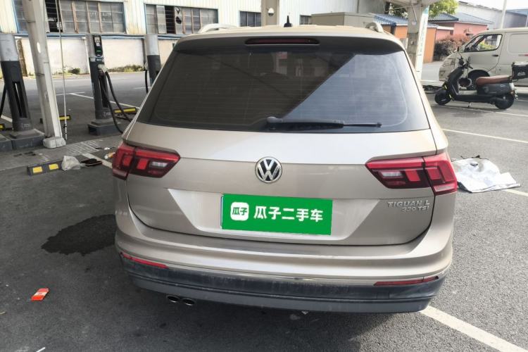Used Volkswagen Tiguan L 2020 330TSI Automatic Two-Wheel Drive Smart Luxury Edition China VI Standard Rear