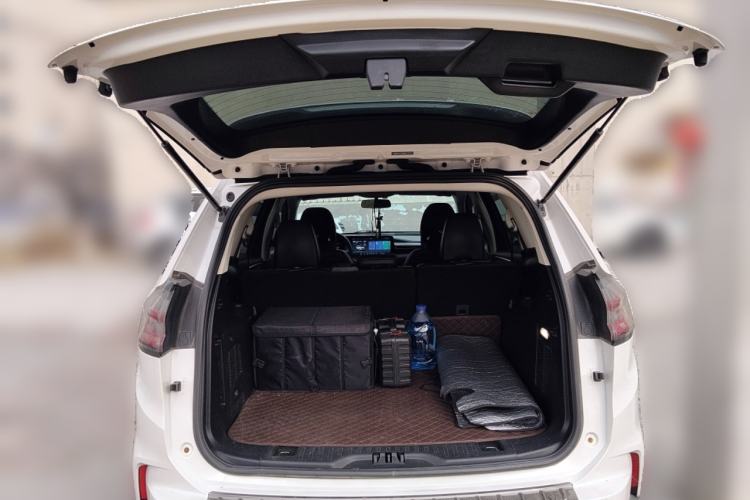 Used Ford Edge 2021 PLUS EcoBoost 245 Two-Wheel-Drive Platinum Edition 5 Seats