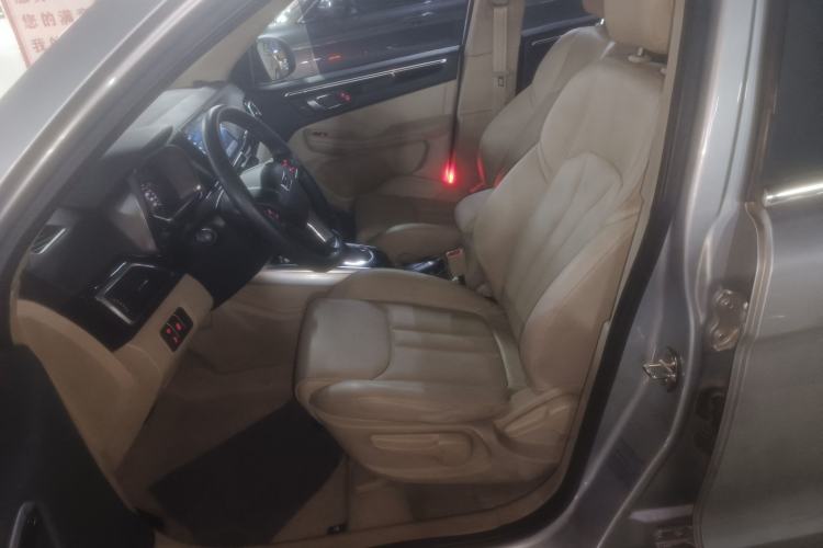 Used Zotye Domy X5 2017 Upgraded Model 1.5T CVT Landlord Edition Left Front Seat