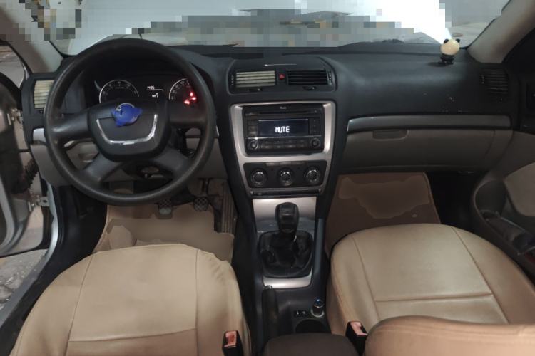 Used Skoda Octavia 2012 1.6L Manual Eado Edition
