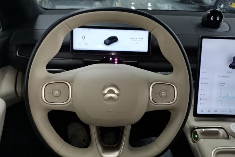 Used Nio ES6 2024 75 kWh
