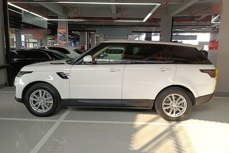 Used Land Rover Range Rover Sport 2020 3.0 L6 SE
