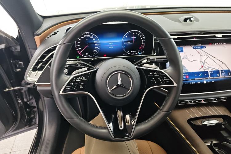 Used Mercedes-Benz E-Class New Energy 2024 E 350 e L Plug-in Hybrid Sedan Steering Wheel
