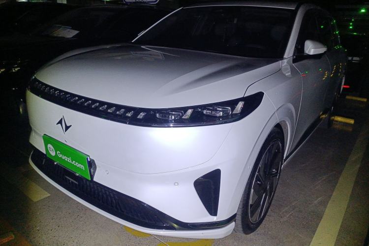 Used Dongfeng eπ eπ008 2024 210Max Range-Extended Version 6 Seats