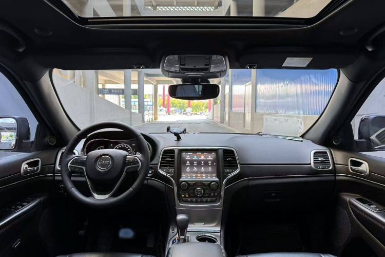 Used Jeep Grand Cherokee 2017 3.0L Comfort Navigation Edition