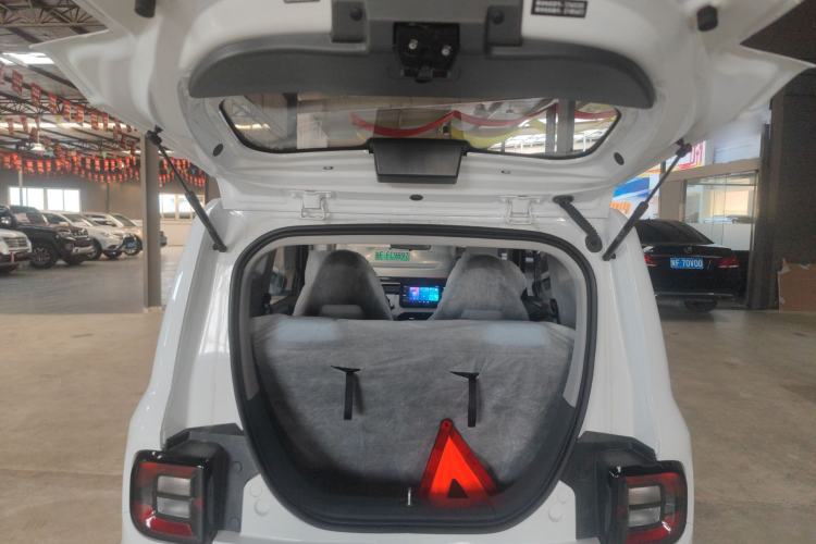 Used Geely Galaxy Panda 2024 Panda Mini 200km Endurance Bear Trunk