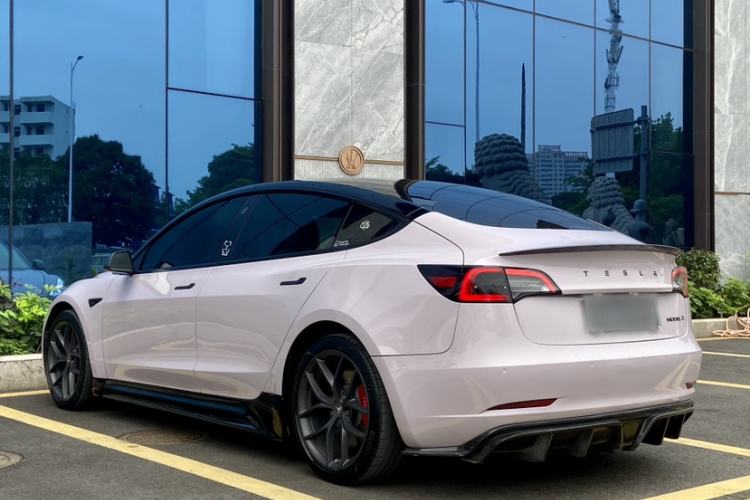 Used Tesla Model 3 2021 Performance High-Performance All-Wheel-Drive Version 3D6 Exterior 2